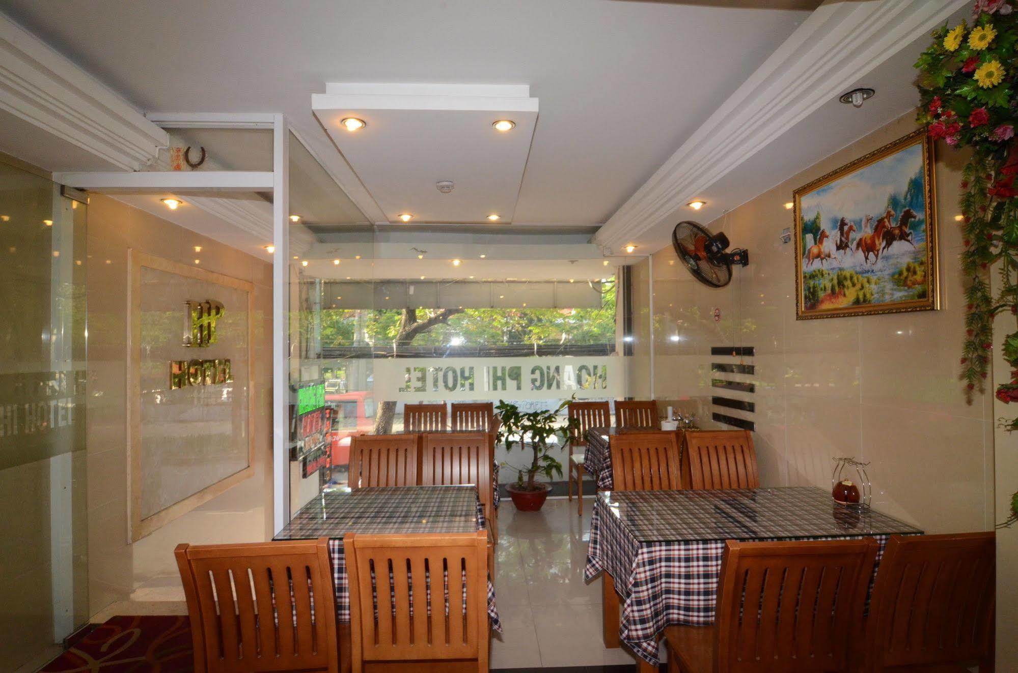 Hoàng Phi Hotel 3*